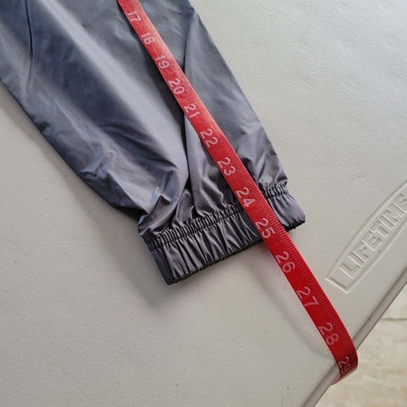 Under Armour Charcoal and Mustard 1/4 Zip  Pullover Hoodie - Picture 5 of 7